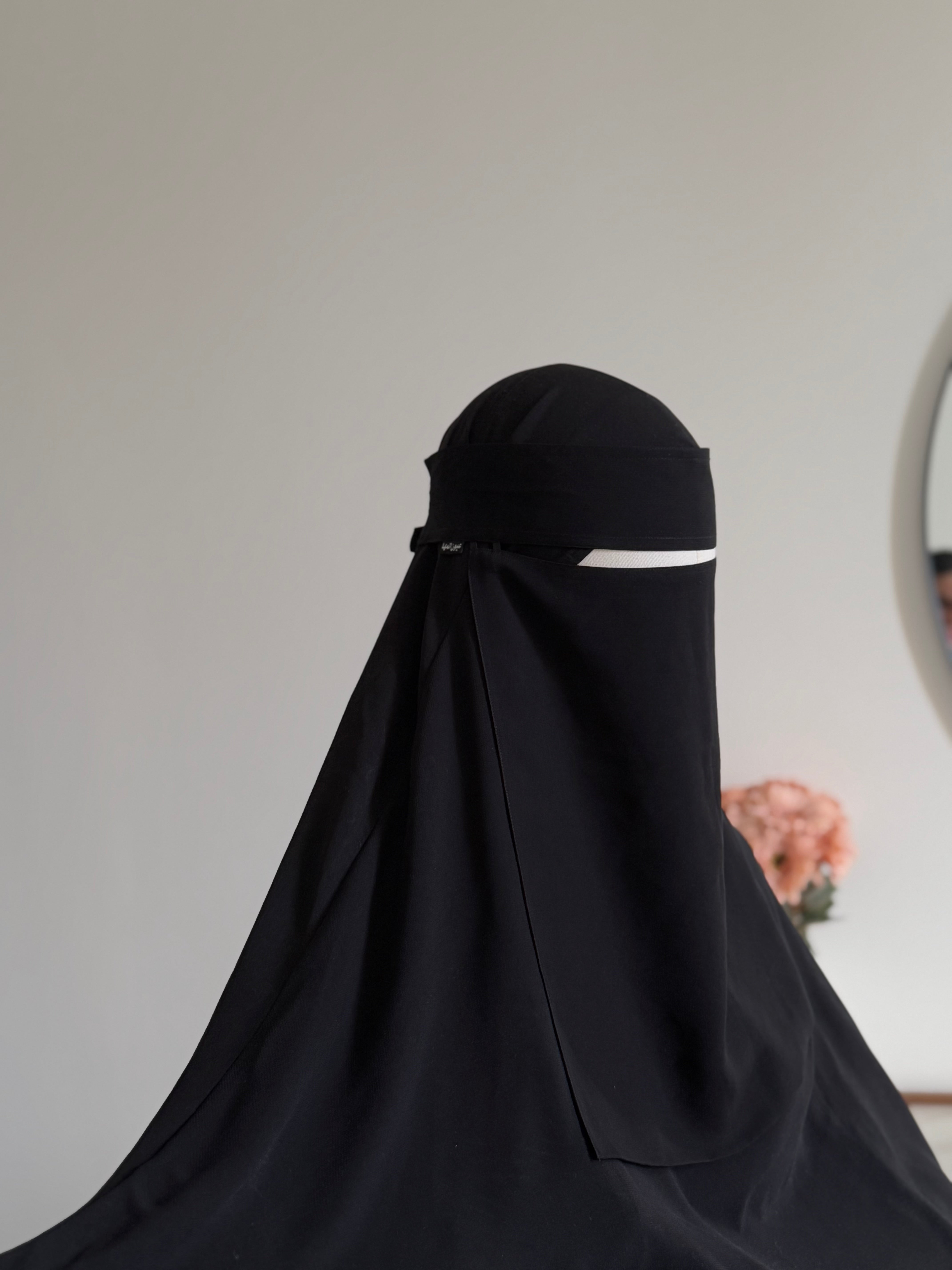 LE VOILE DE LA FEMME MUSULMANE