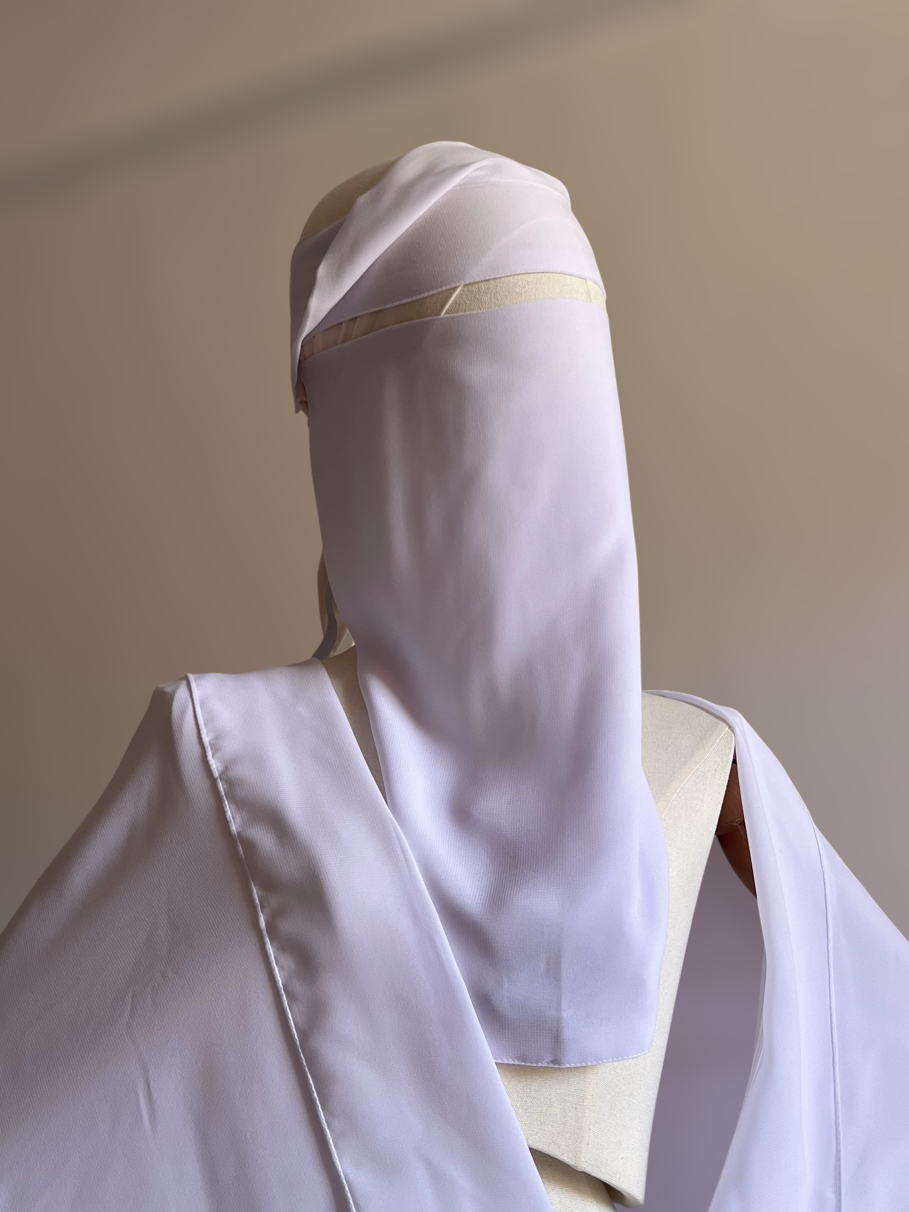 Cape Saba Blanche + ɴɪǫᴀʙ ᴘᴜʟʟ ᴅᴏᴡɴ